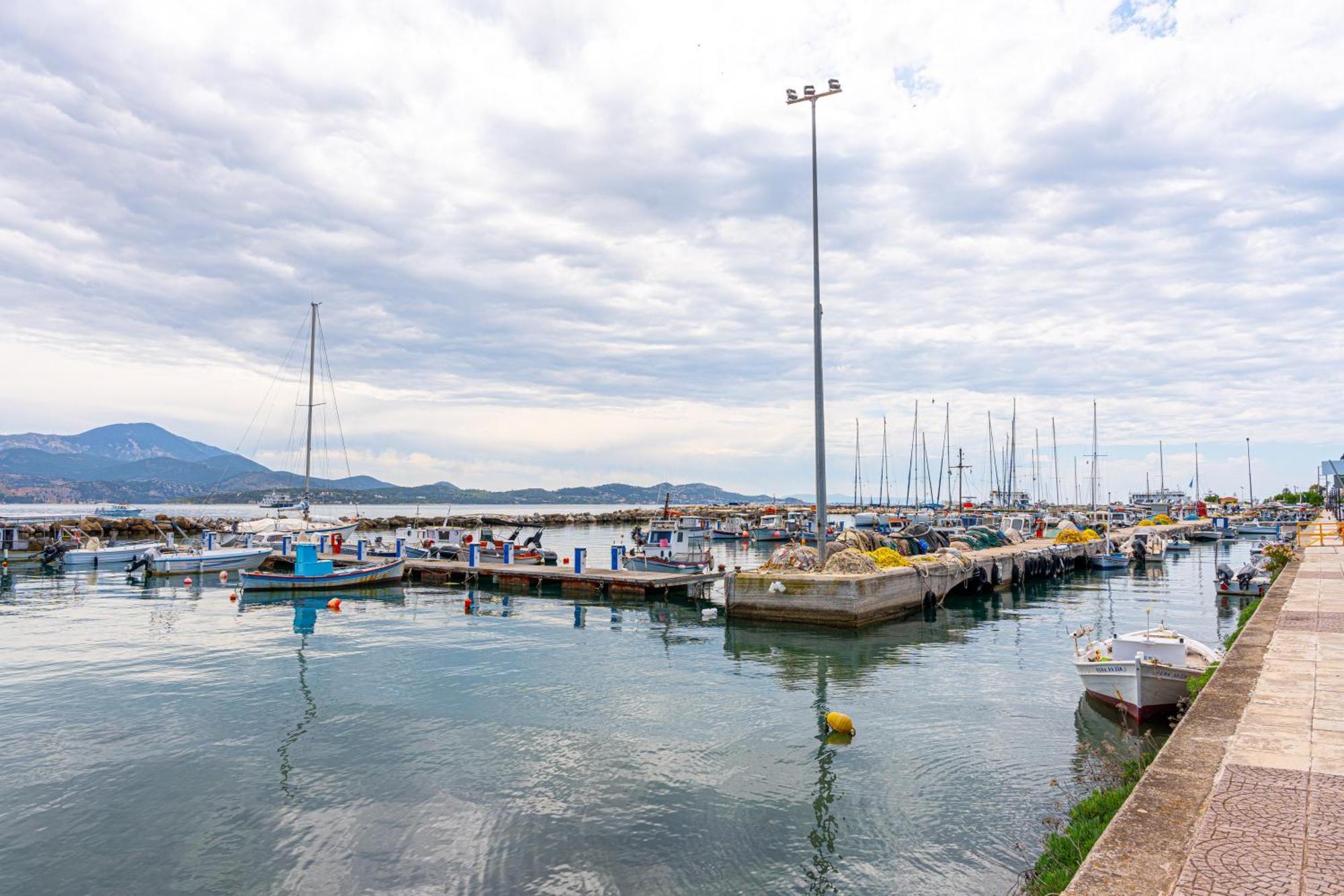 Romeo Apartament 2 Lixouri Esterno foto